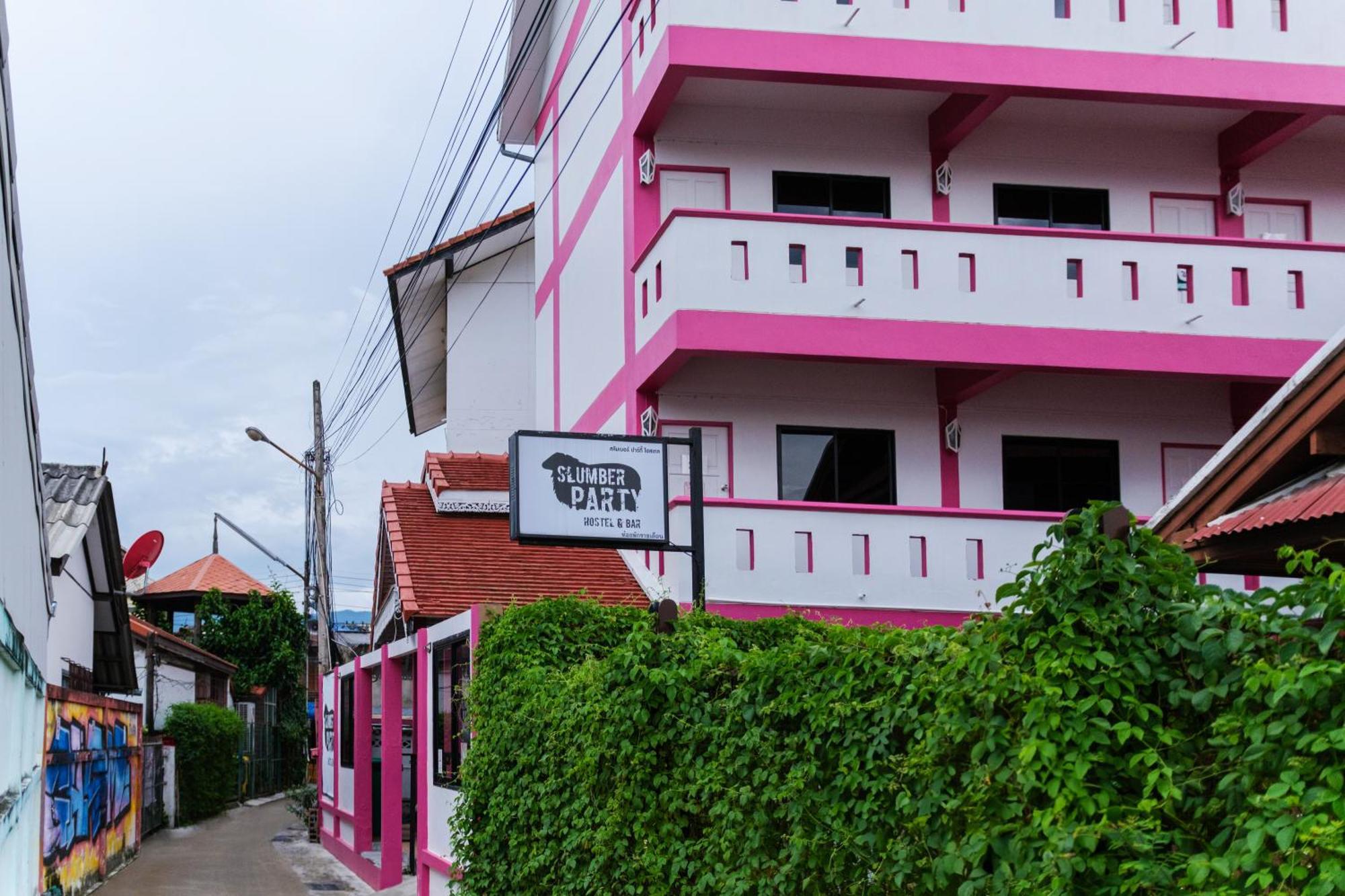 Slumber Party Chiang Mai Hostel Exterior foto